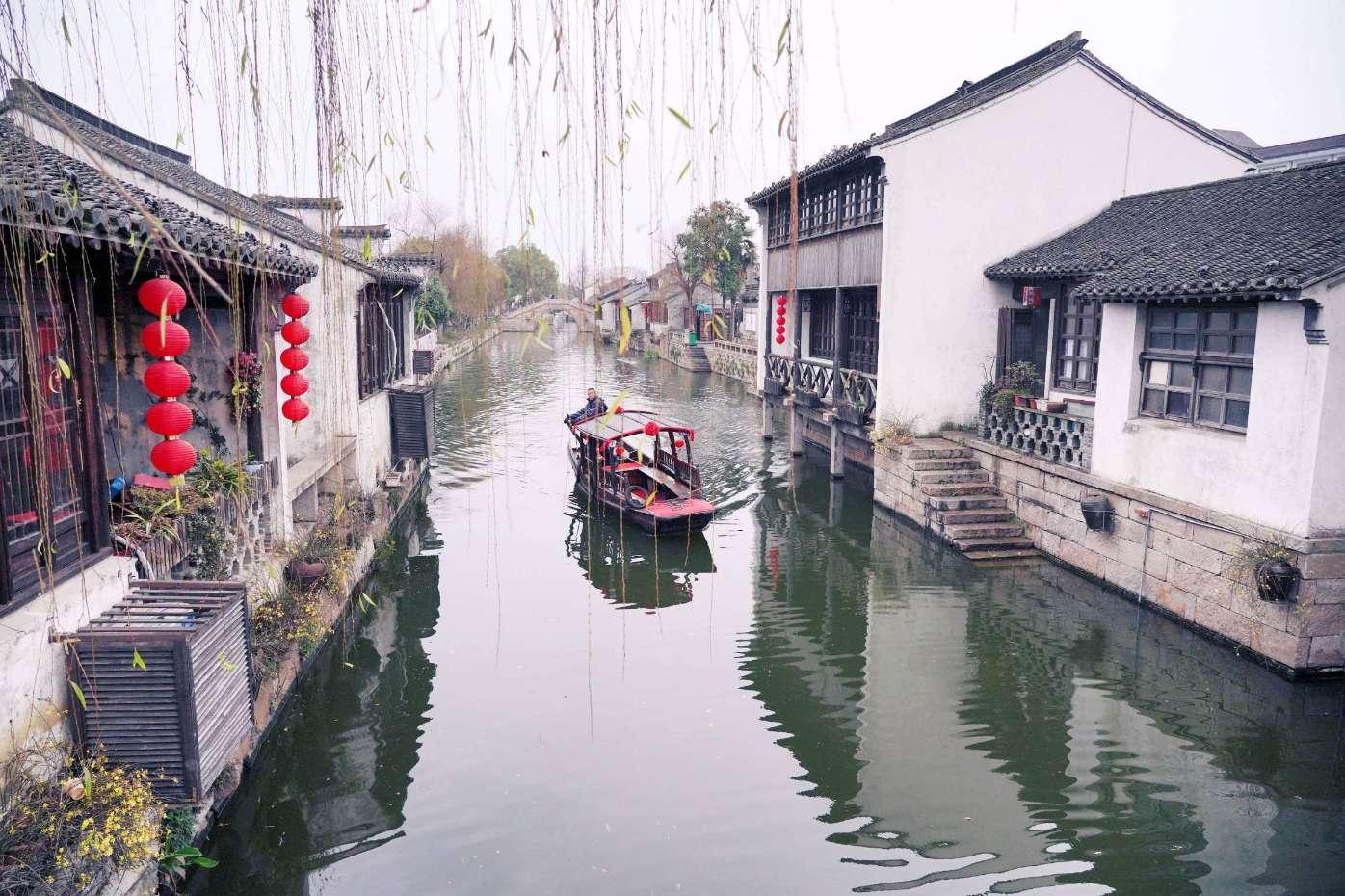 一秒破功?范丞丞笑疯,杨紫非主流妆!